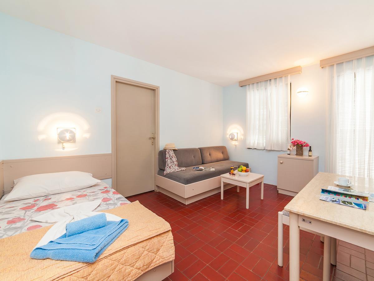 Holiday Park Vile Park Budva Luaran gambar